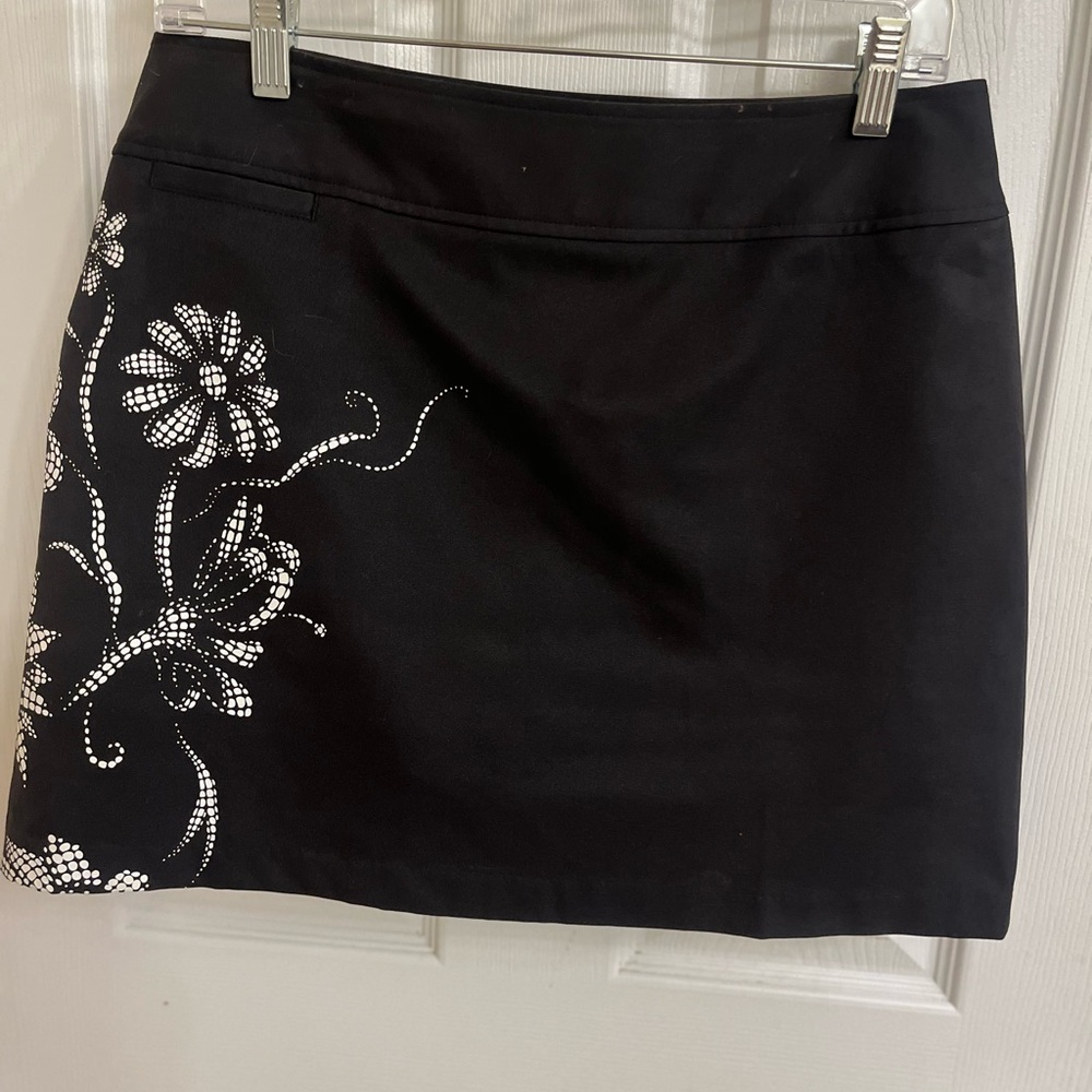 Adidas size 4 skorts